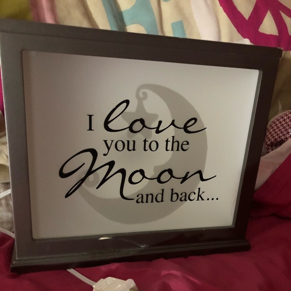 Light box saying I love you to the moon and back - Picture 1 of 1